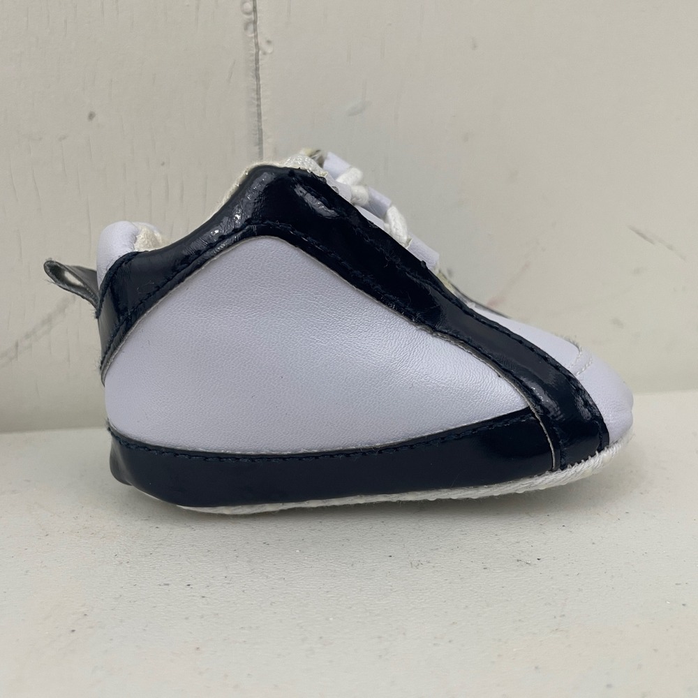 Fila Grant Hill 2 Retro Infant Crib Shoes White Navy 0-6 Months Toddler - Picture 6 of 8